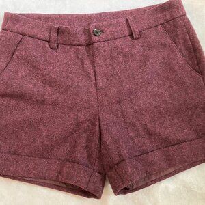 Tommy Hilfiger size 4 burgundy cool weather shorts